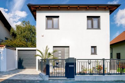 guardi-aluzaun-modell-toskana-zaunfeld-gartentuer-briefkastensaeule-1-lowres