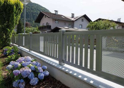 110_Aluzaun_Modena_grau-400x284