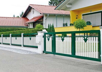 022_Aluzaun_Roma_gruen_weiss-400x284