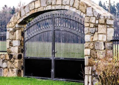 047_Aluzaun_Sizilia_schwarz-400x284