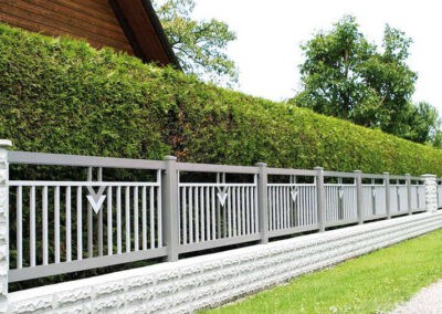 078_Aluzaun_Toskana_weiss_grau-400x284