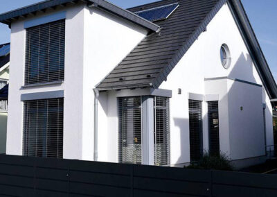 071_Aluzaun_Vista_schwarz-400x284