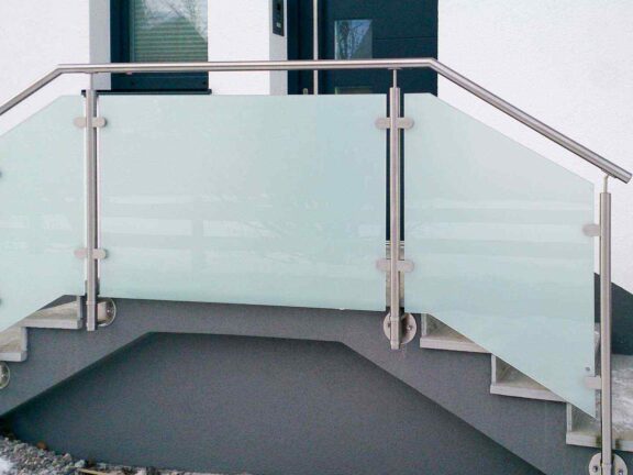 edelstahlgelaender-bramsteidl-002-576x432