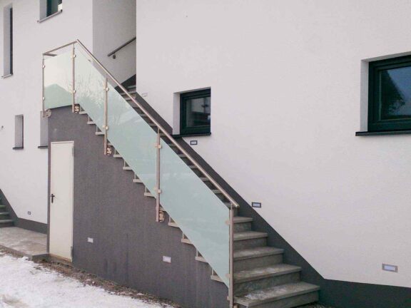 edelstahlgelaender-bramsteidl-003-576x432