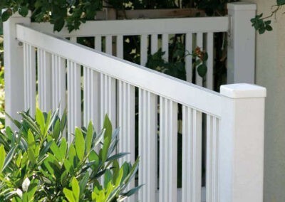 019_Balkon_Siena_weiss-400x284