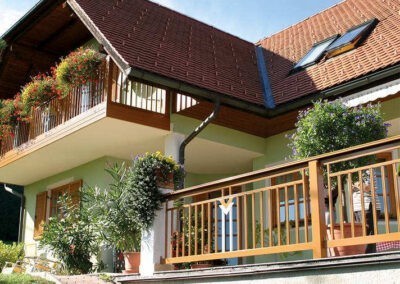 030_Balkon_Toskana_braun-400x284