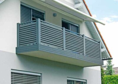 025_Balkon_Trento_grau-400x284