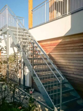 stahltreppe-bramsteidl-19-324x432